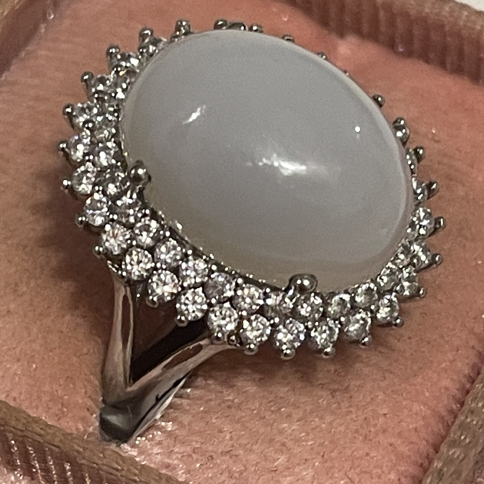 Imported 925 Genuine Natural Lavender Chalcedony Cabochon Sz7 NWT