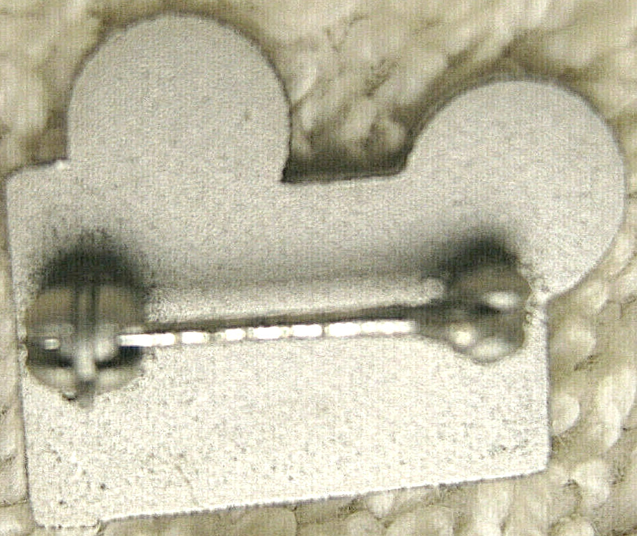 MINIATURE SILVERTONE METAL REEL TO REEL RECORDED 5/8″ LAPEL HAT TIE PIN IN CASE