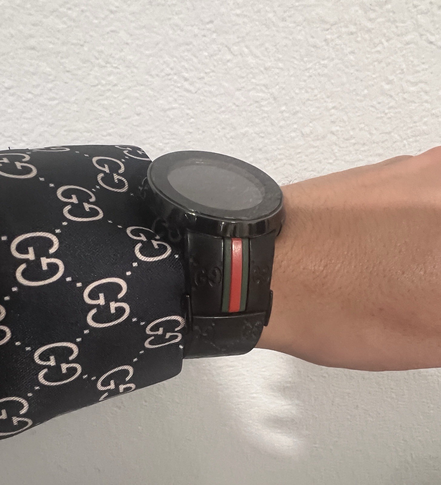 Gucci I-Black Stainless Steel Case with Black Rubber Strap Men’s