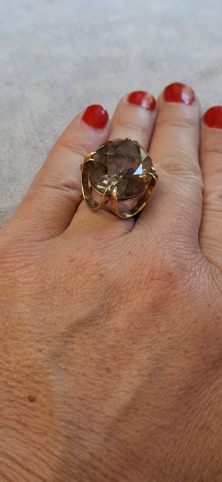 9ct Gold Chunky Smokey Quartz Ring Size O