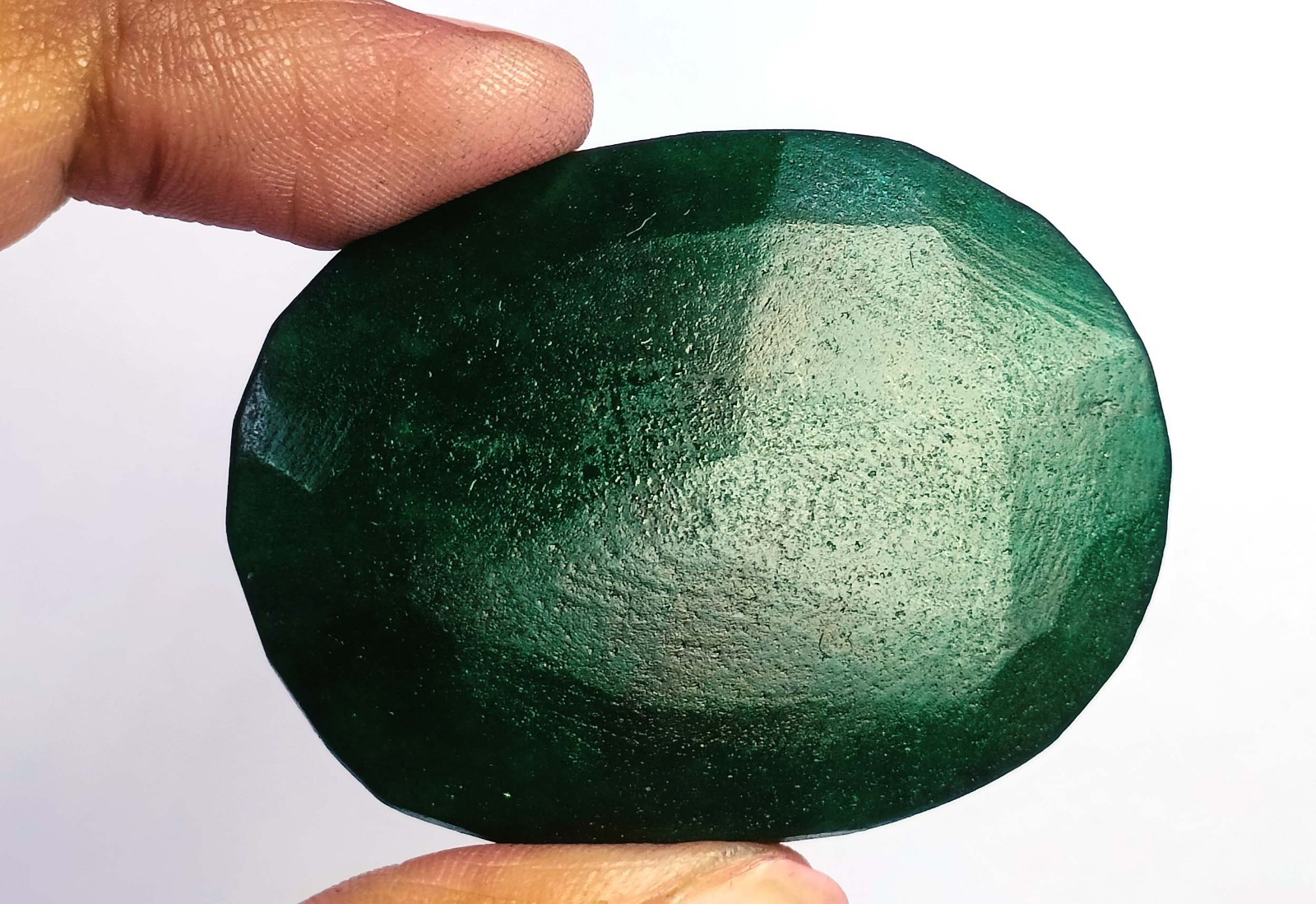 Elegant Quality Natural Green Emerald 114 Ct Oval Shape IGL Gemstone 6AHL