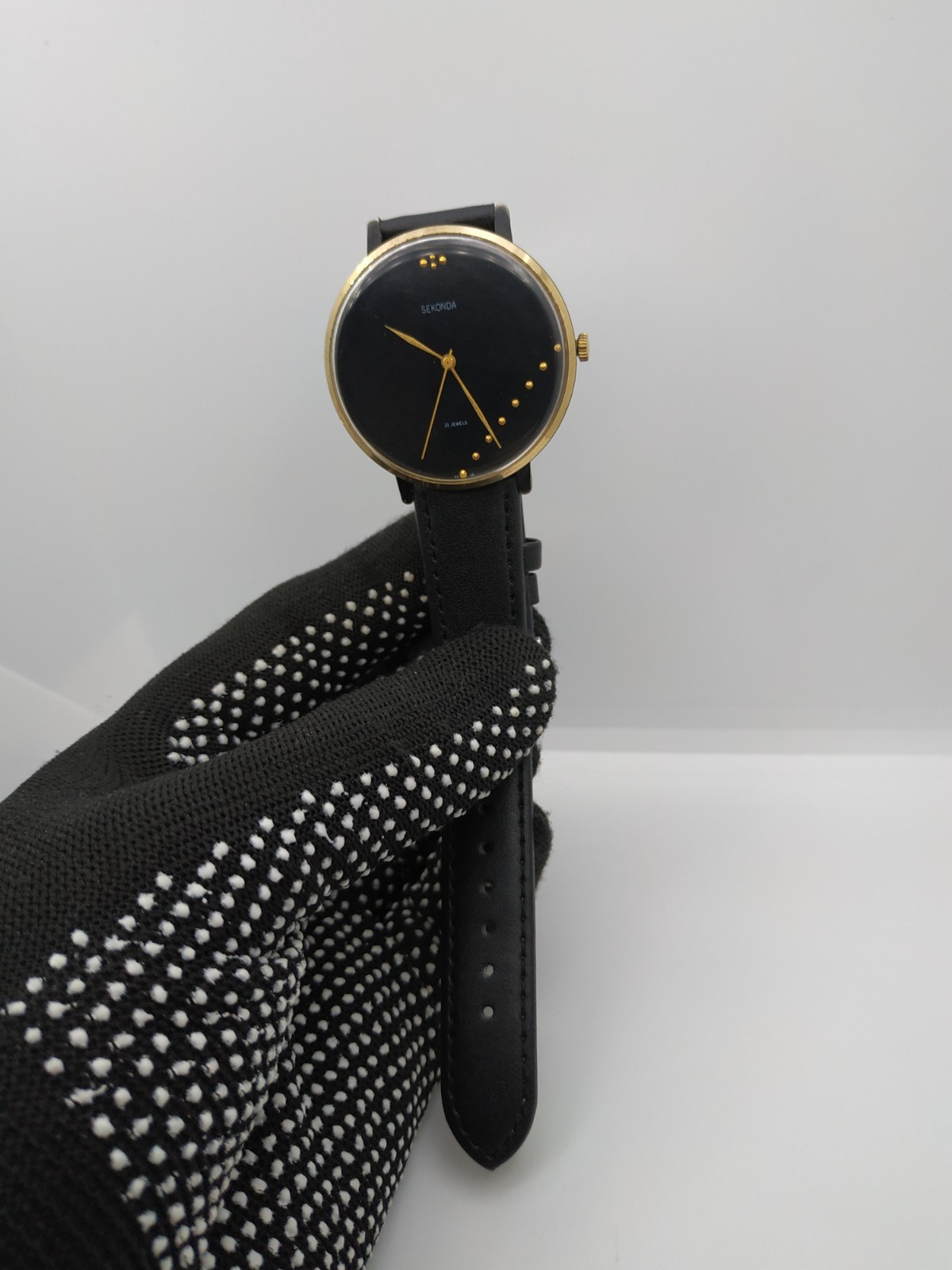 Men’s Dress Vintage Watch SEKONDA USSR Mechanical Zarya Retro Soviet 21 jewels ☭