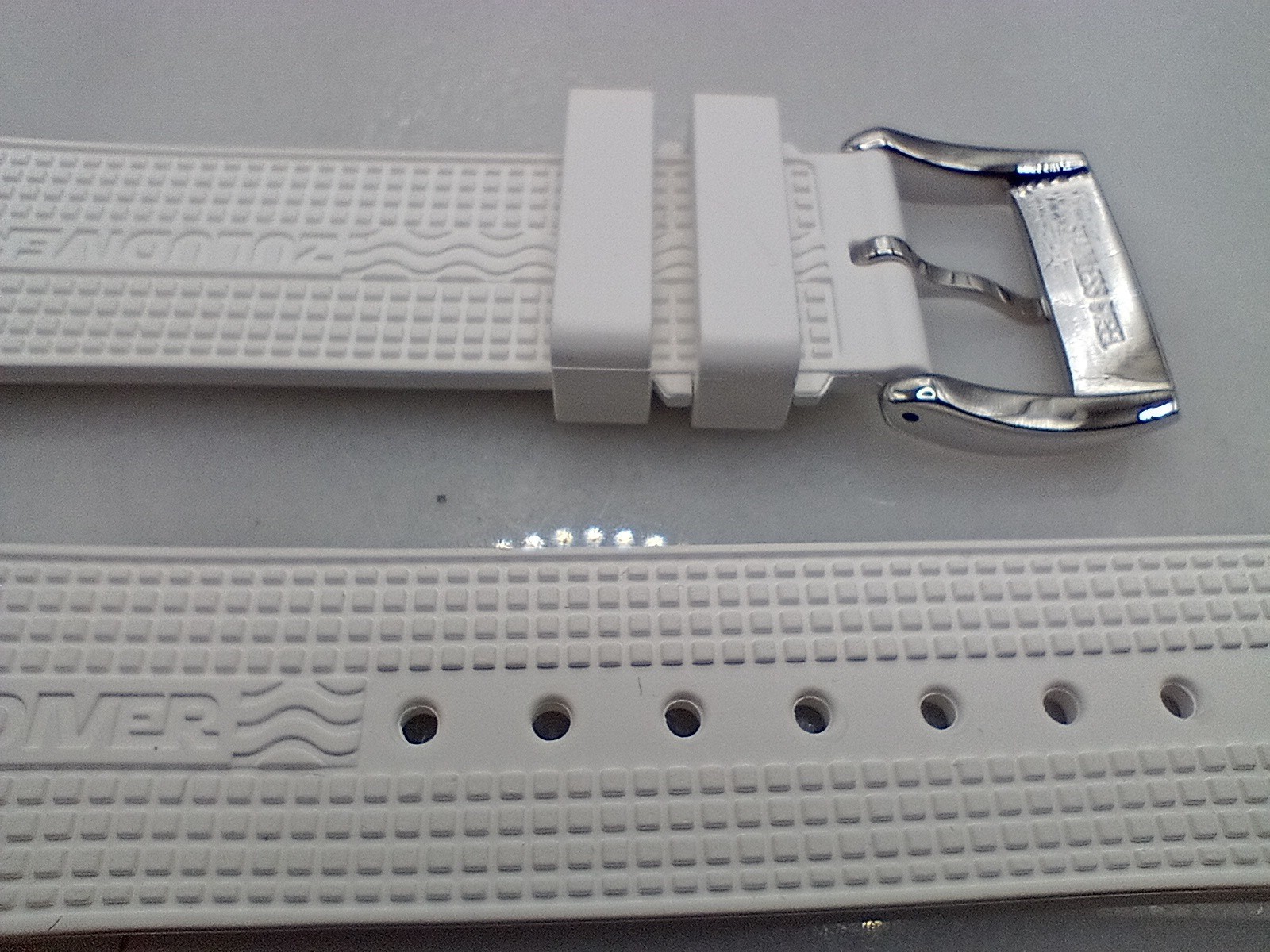 New 22mm Watchgecko Zuludiver HNBR Rubber Watch Strap White Quick Release 6B332