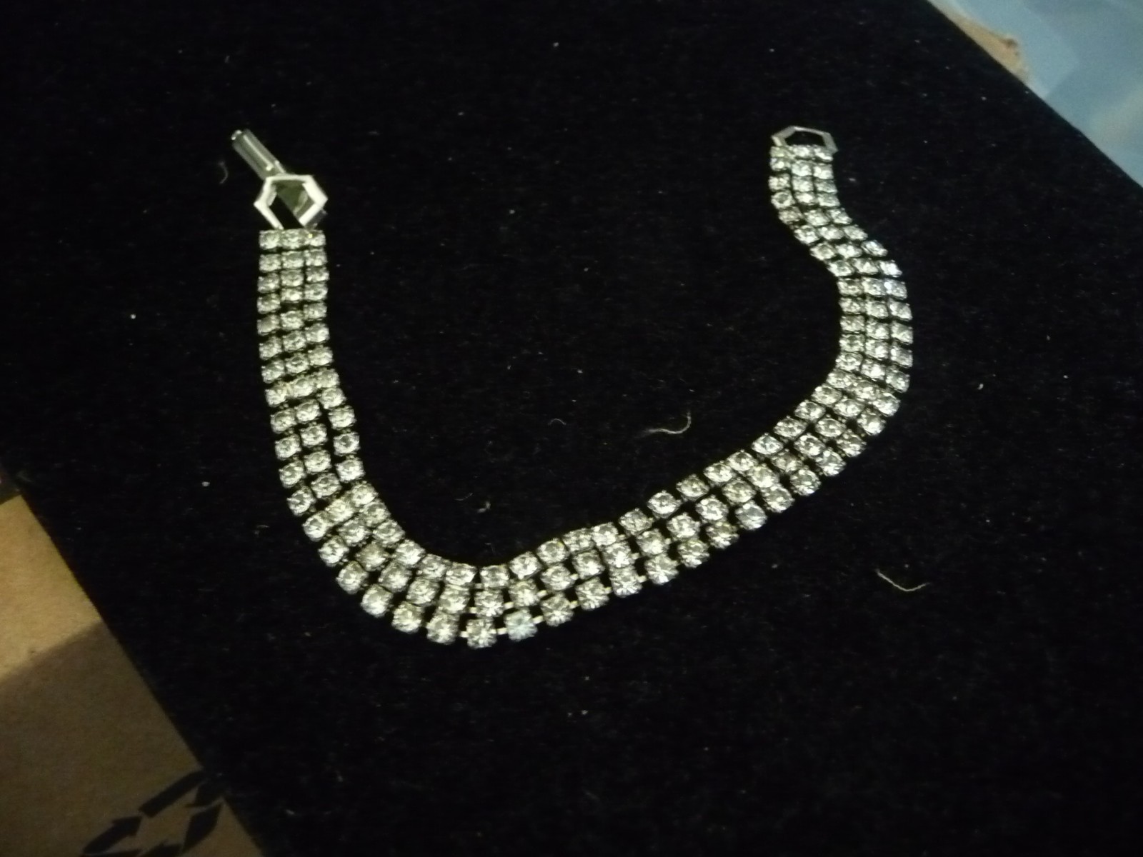 3 ROWS SILVER TONE W RHINESTONES 6 1/2 ” L X 3/8” W BRACELET #32/28