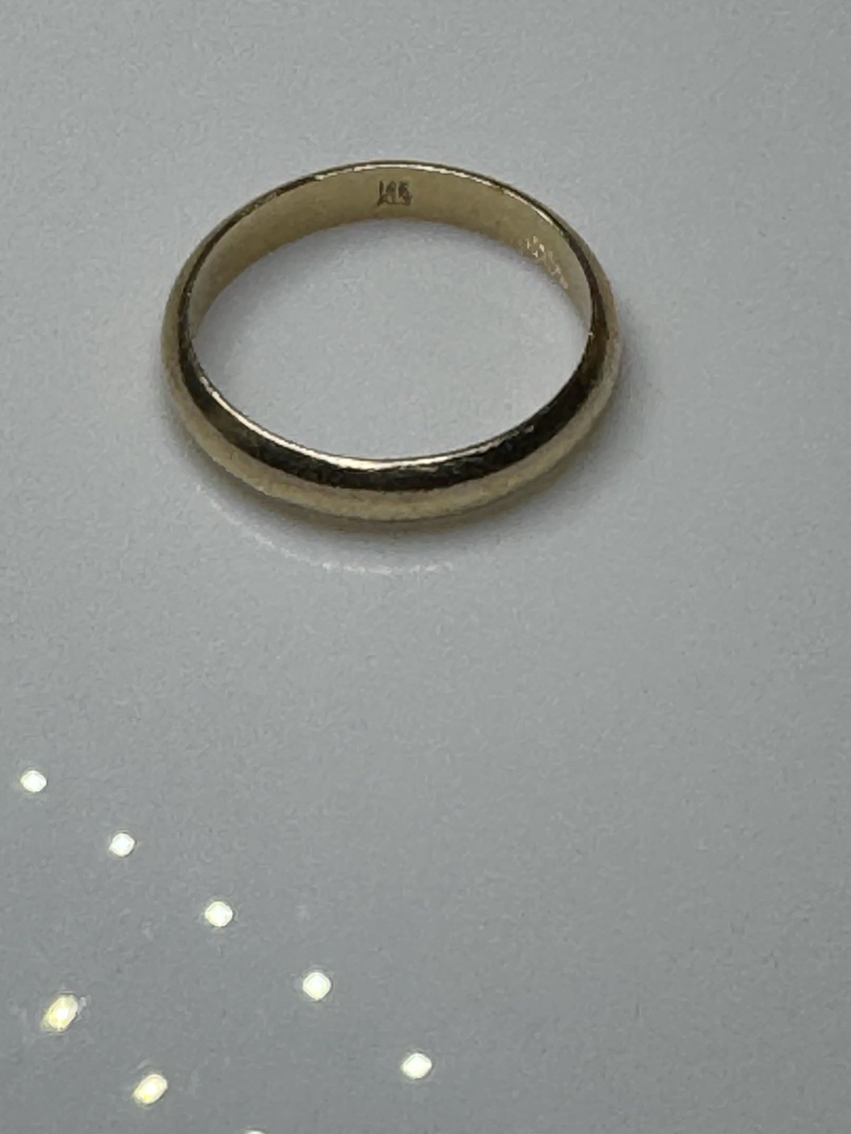 Solid 14k Gold Wedding Band 3.97 Grams Size 10