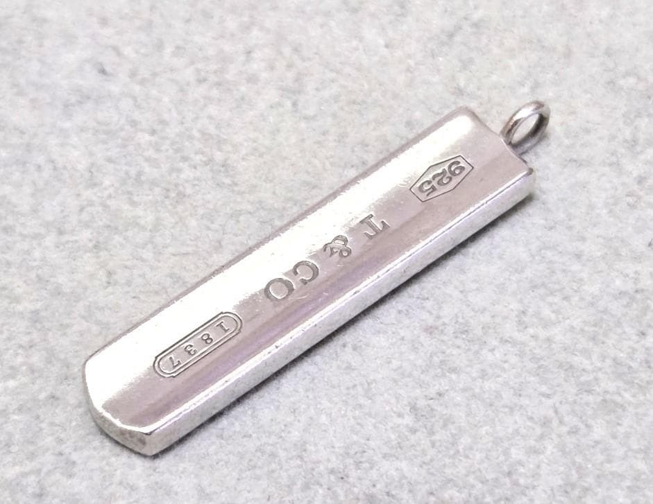 TIFFANY & Co 1837 Bar Plate Pendant Top Sterling Silver Necklace SV925