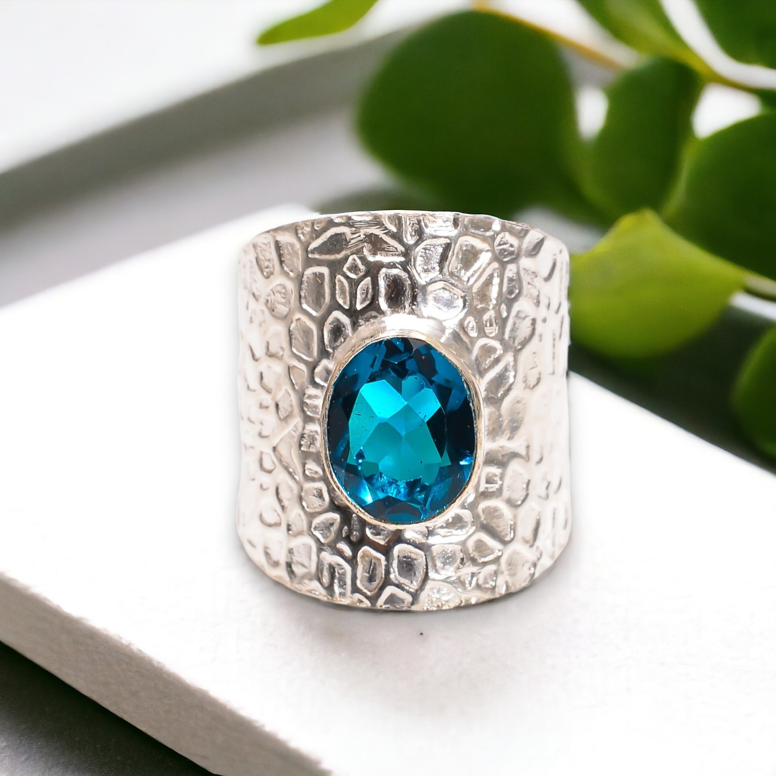 925 Silver Apatite Gemstone Jewelry Handmade Daily Wear Ring For Birthday Gifts