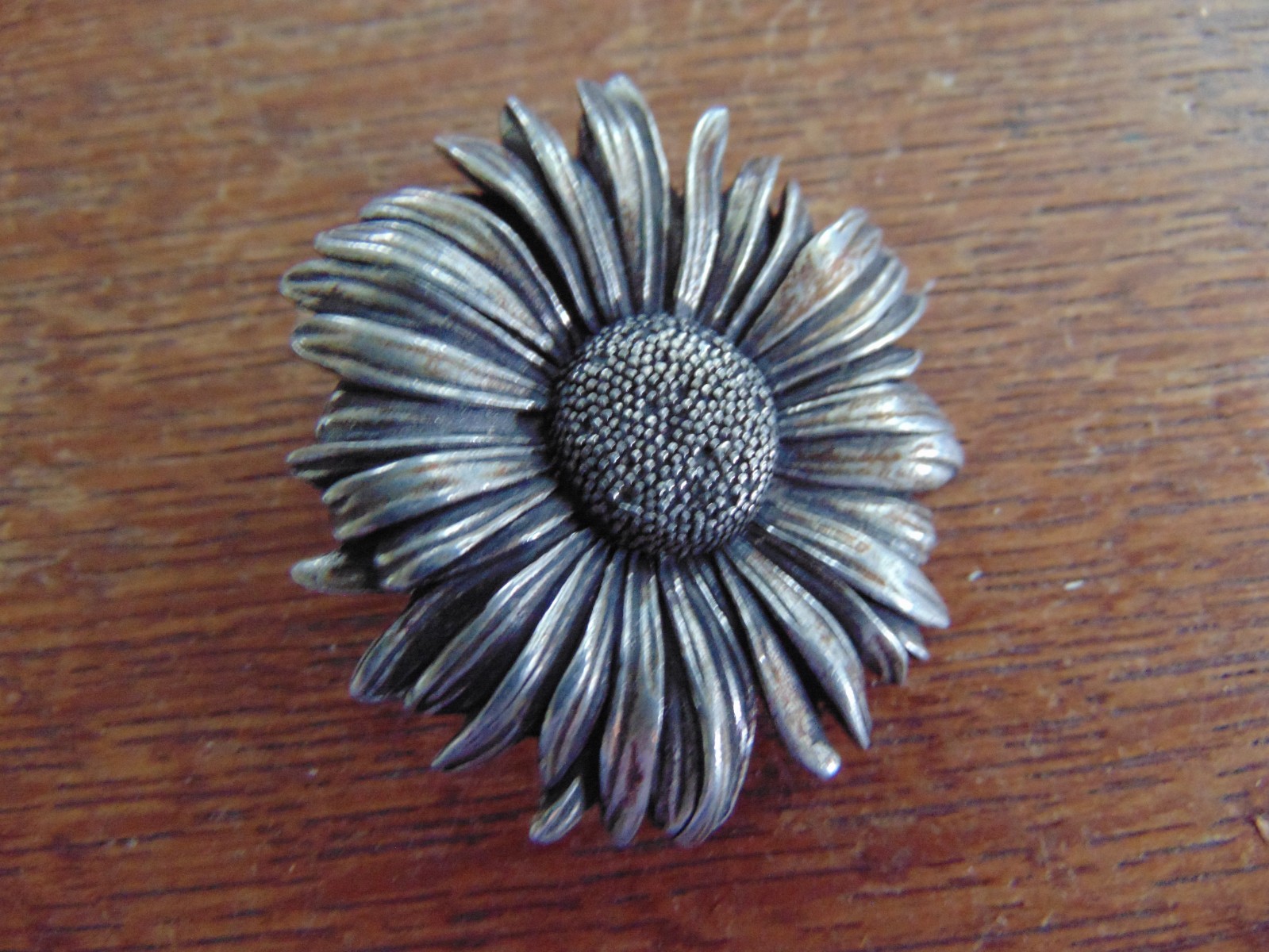 SEAGULL PEWTER “SUNFLOWER” PEWTER PIN..2006