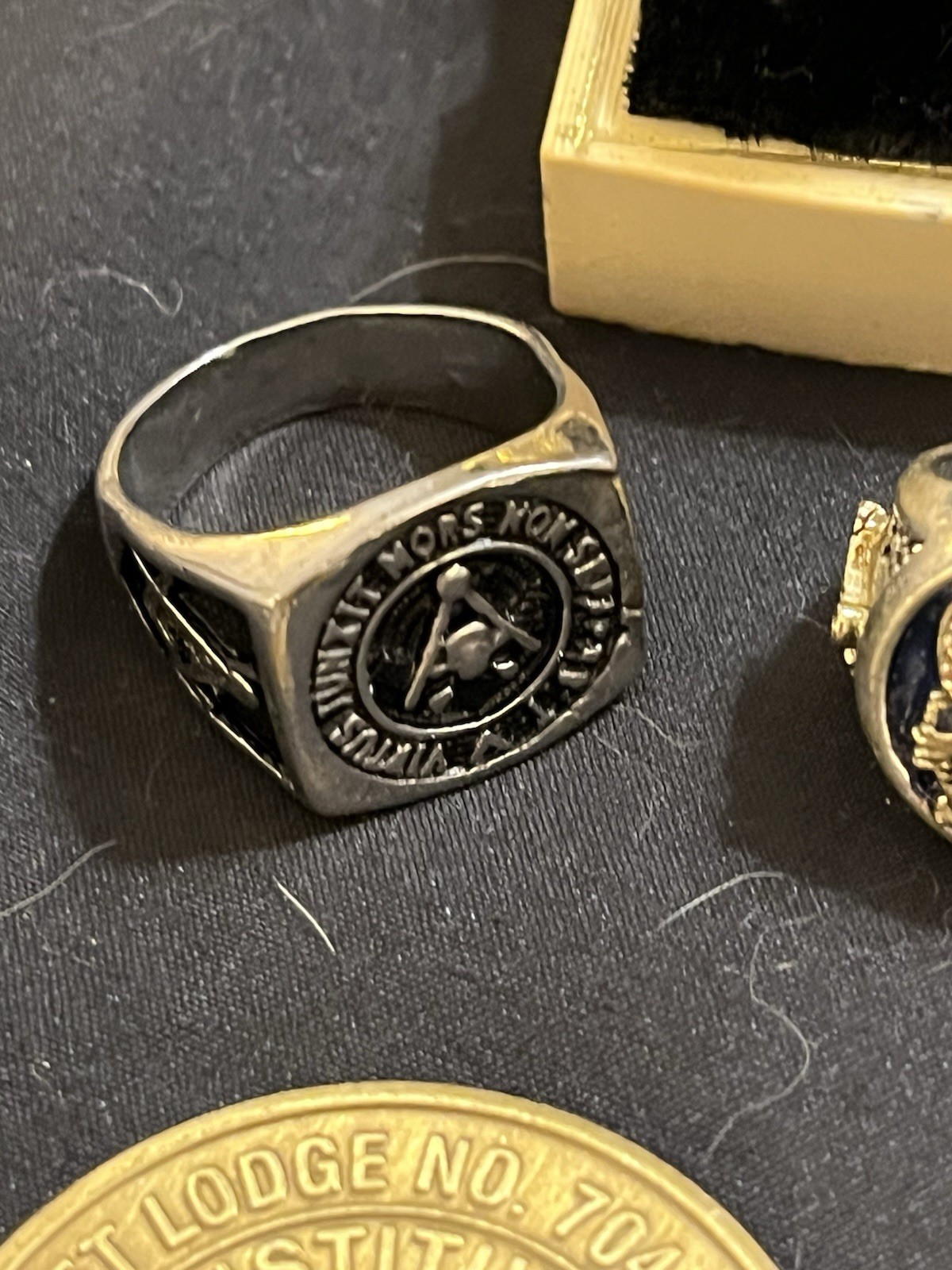 Vintage Masonic Estate Lot Knights Templar Rings Pins Buckle Coins Tie Bar