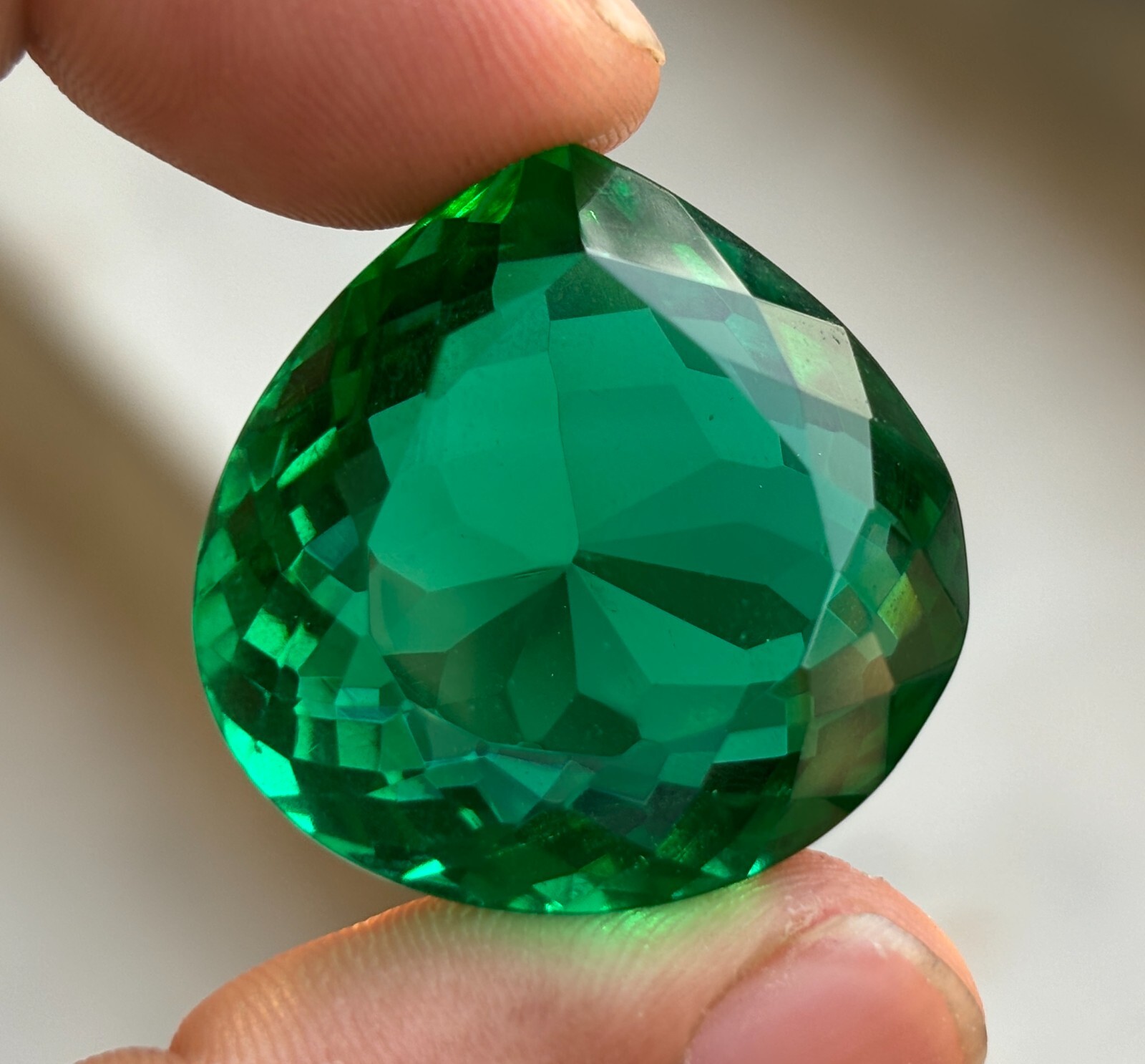Natural Certified 90 Cts Heart Cut Green Emerald Colombian Loose Gemstone