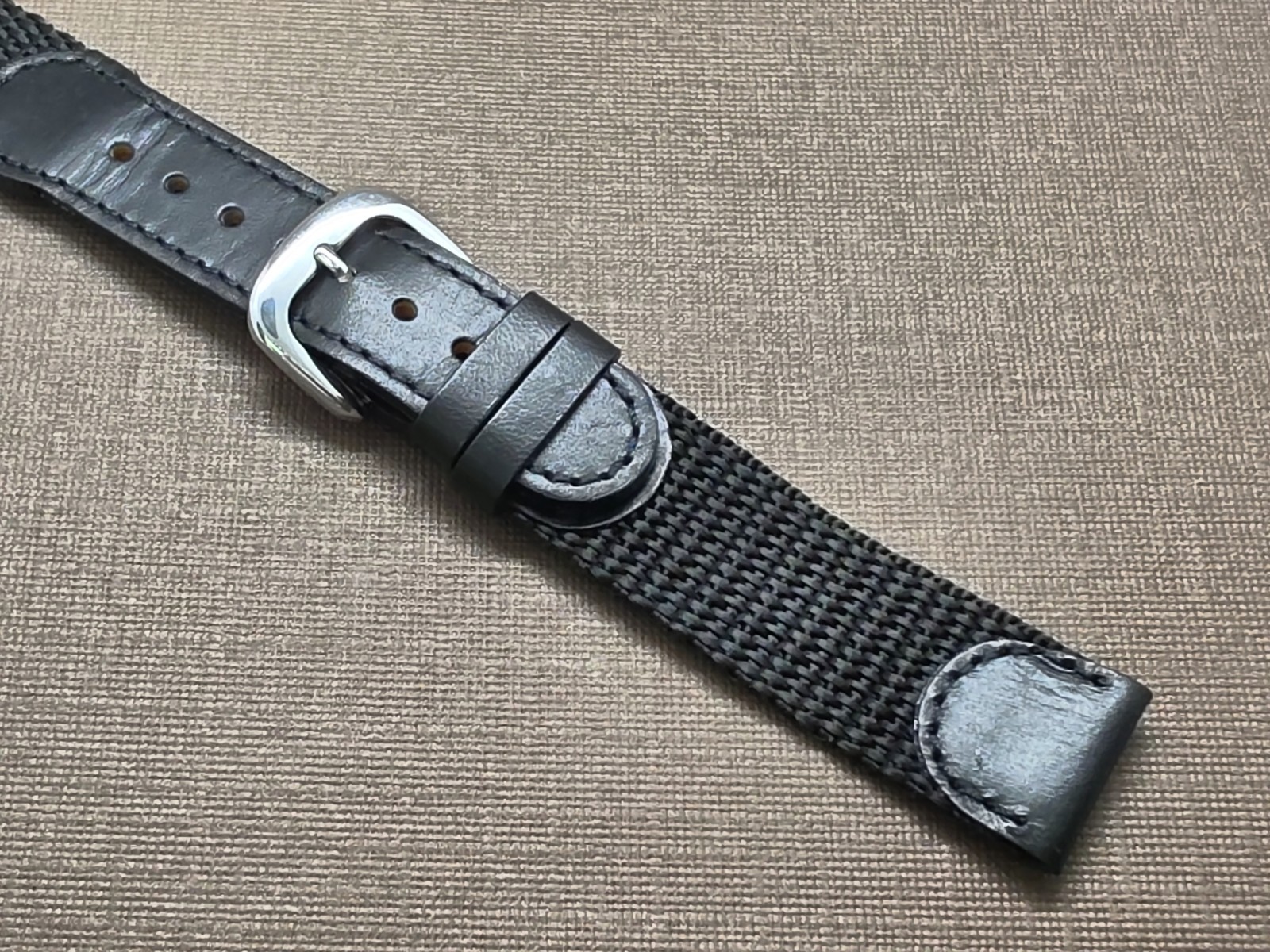 Vintage NOS Swiss Army Style 18mm Black Stitched Leather & Nylon Watch Band