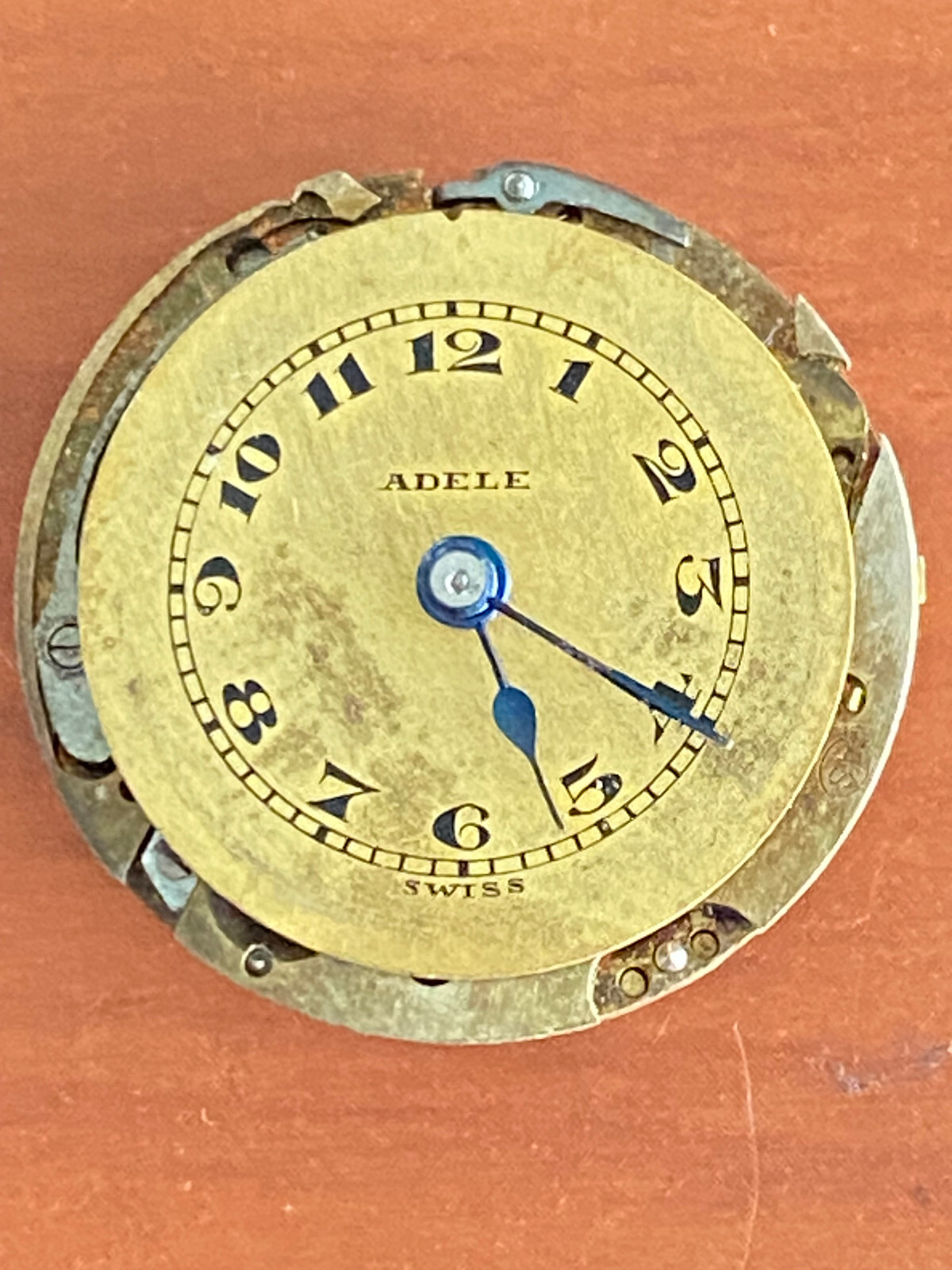 VINTAGE 24.7MM SWISS ADELE RESULTA MOVEMENT, NOT RUNNING, BROKEN BALANCE STAFF