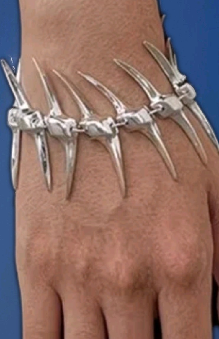 Super Cool Gothic, Rocker,style Silvertone Bracelet Ot Thorns, bones! Grunge EMO