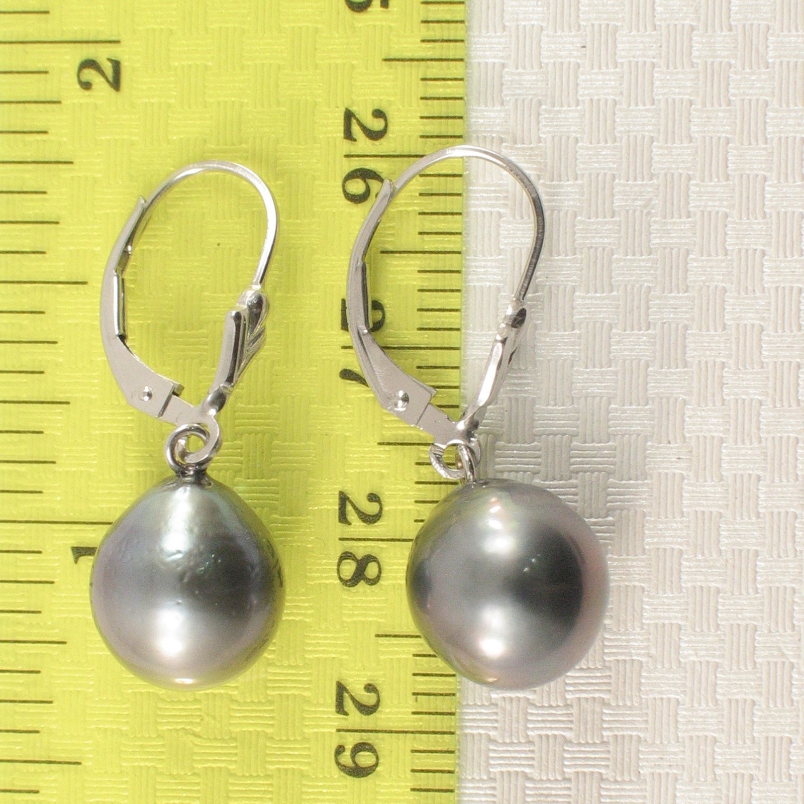 Simple & Beautiful Black Tahitian Pearl 14kt White Gold Leverblack Earrings TPJ