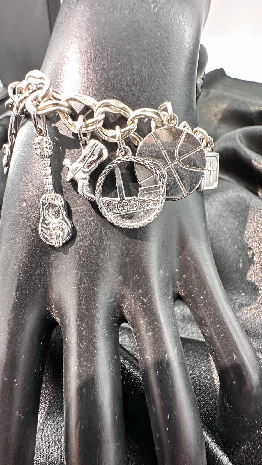 Rembrandt RQC Music Art (11) Charms Sterling Silver Rodium Plated Bracelet 6.25”