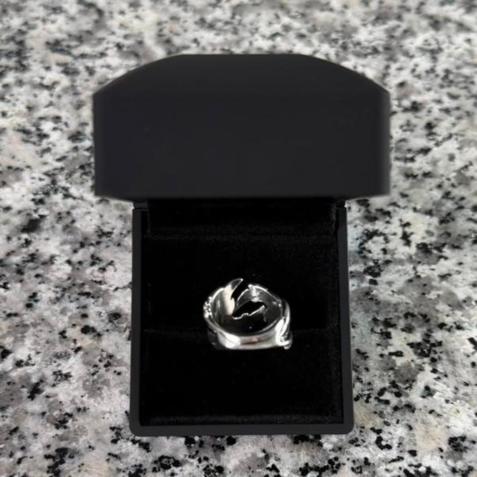 Silver Chrome Steel Y2k Claw Goth Emo Ring Brand New