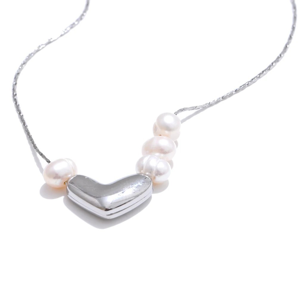 Natural Pearl Heart Love Pendant Necklace for Women
