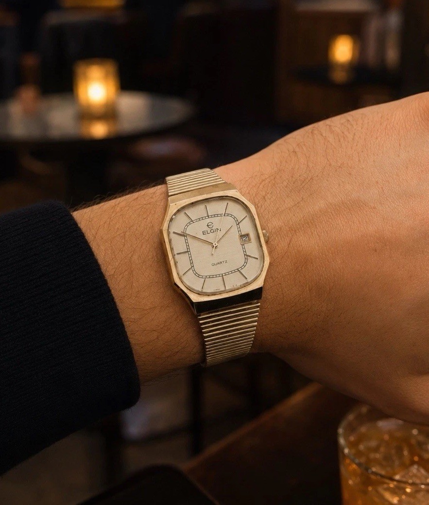 💙 RUNS GREAT! Neo Vintage 1980s ELGIN Nautellipse Gold Tone Quartz Watch