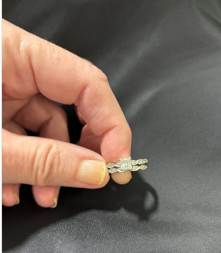 14KW Ribbon Princess .56ct Diamond Engagement & Wedding Ring Set Size 6