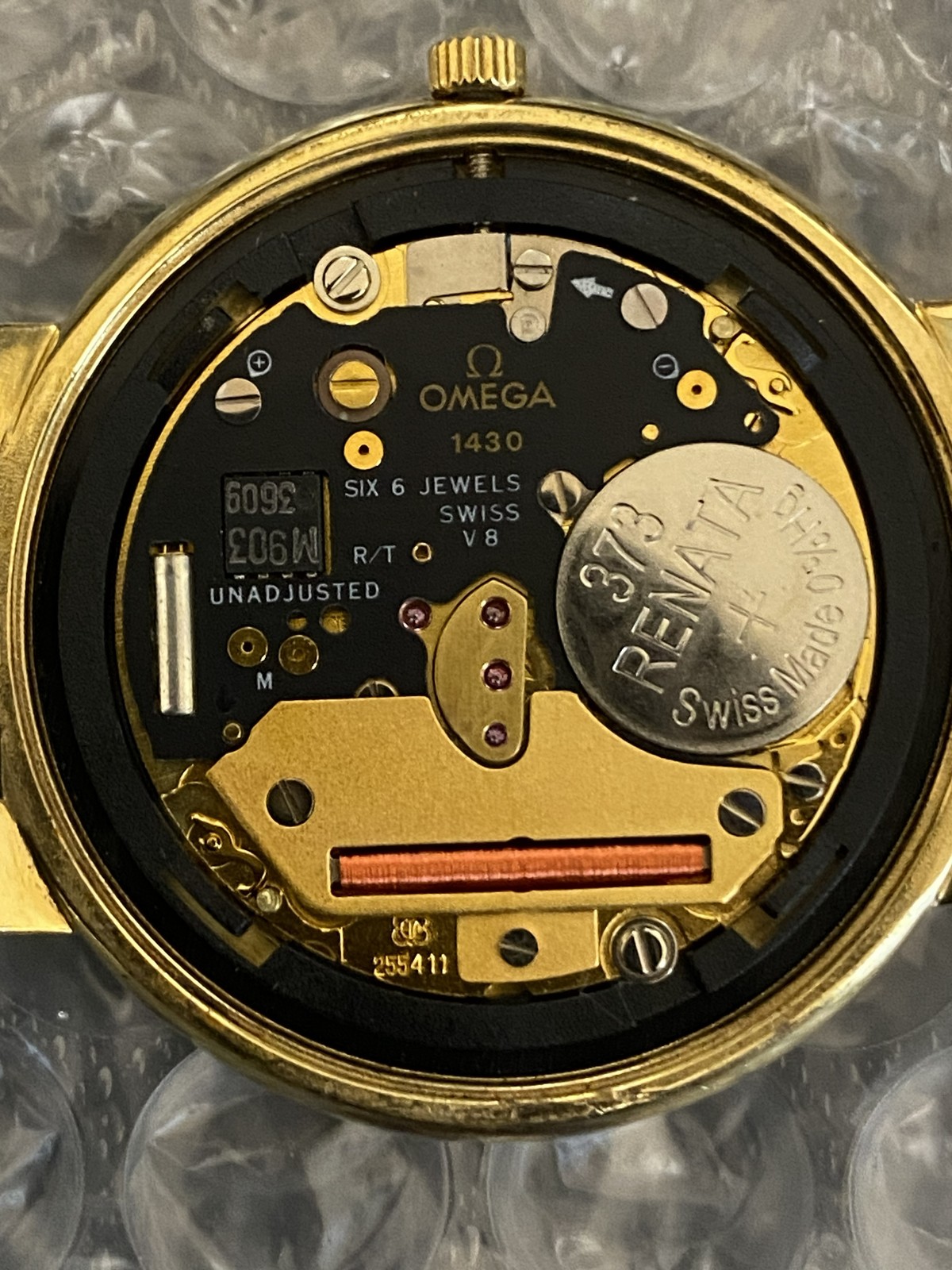 Vintage 1980s OMEGA De Ville Cal.1430 Quartz Gold Dial Date Men’s [NEAR MINT]