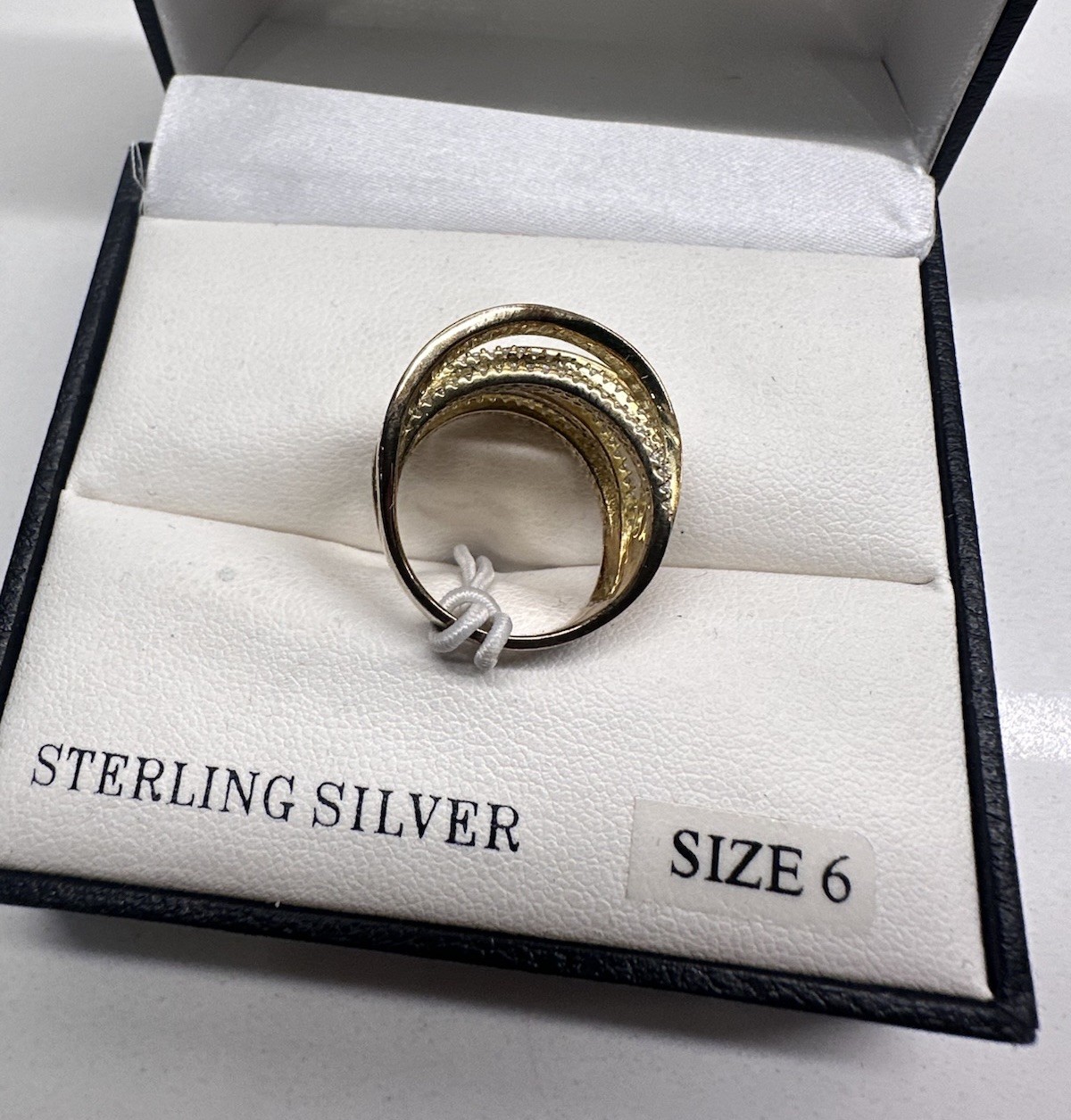 Macy’s Sterling Silver Gold Tone Crisscross Statement Ring Size 6 FREE Shipping