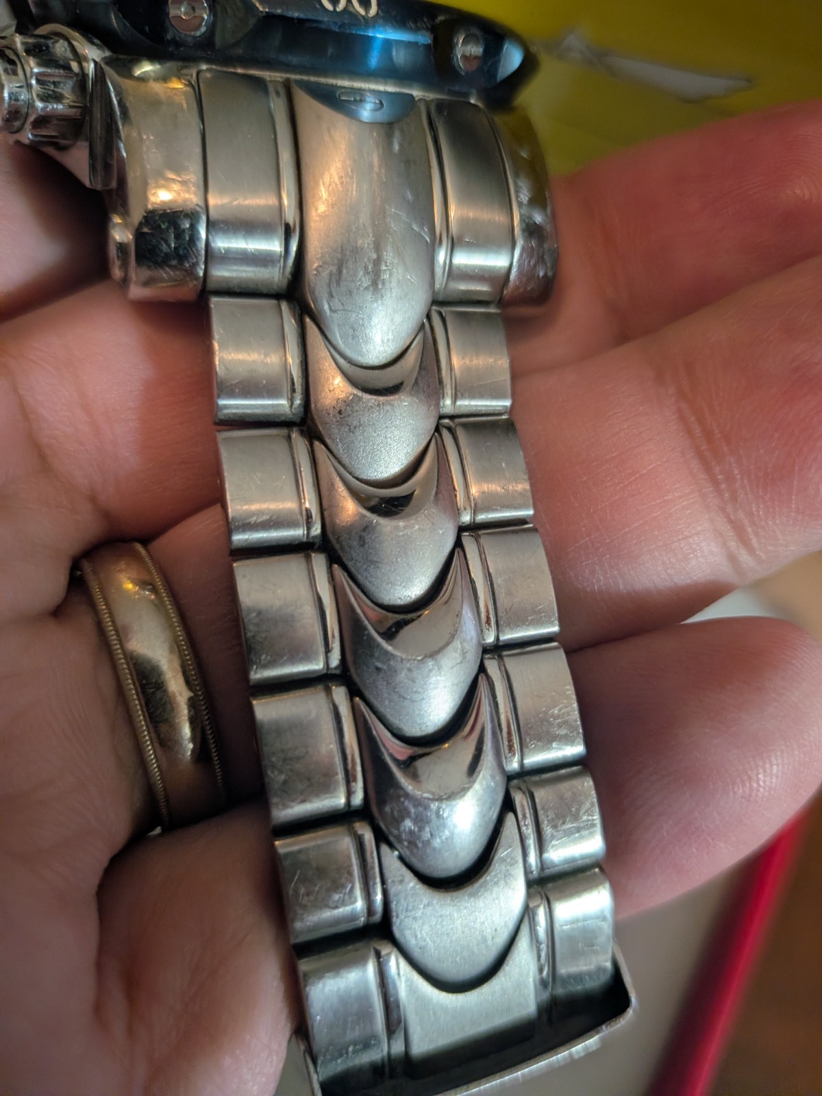 Invicta Mens Watch Venom Reserve Model 10805 FOR PARTS OR REPAIR NOT WORKING