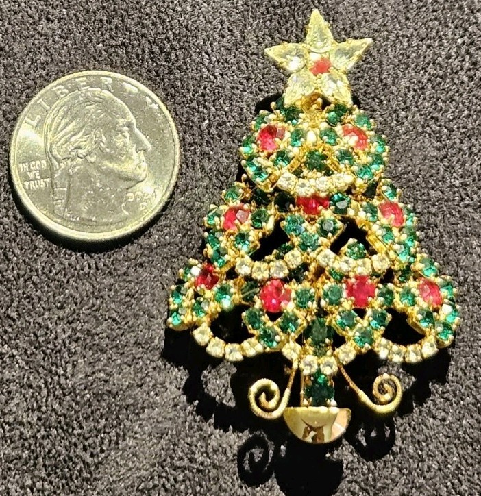Vintage CHRISTMAS TREE BROOCH Pin Unbranded Not Signed