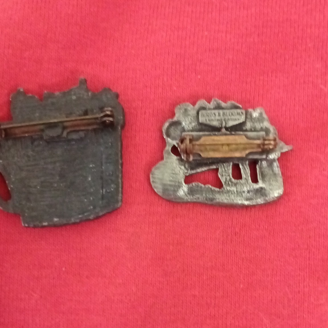 Vintage Style Silver Tone Lot of 2 Basket & Flowers Brooch Pin Set Women’s