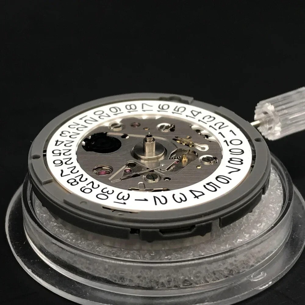 NH35 NH35A Automatic Mechanical Watch Movement at 3/3.8/6 White/Black Date Disc