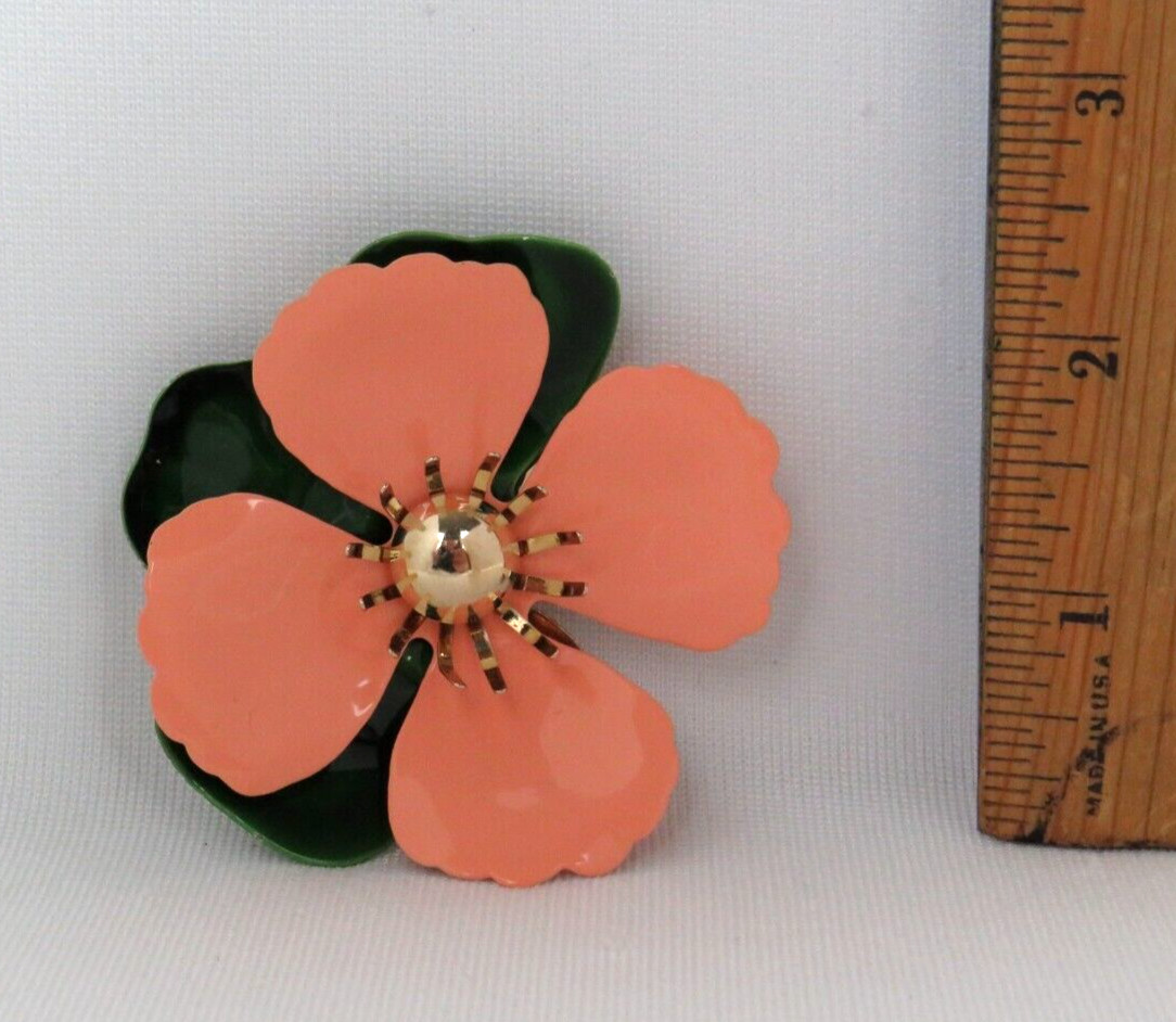 VTG 1950s 60s MOD ENAMEL METAL FLOWER BROOCH SIGNED SARAH COVENTRY 2 3/4″ WIDE