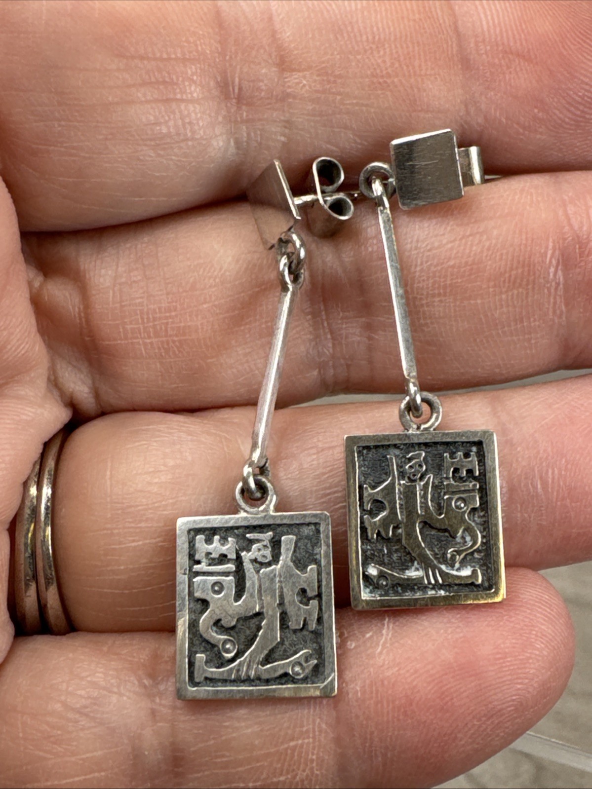 RARE .925 Inlay Petroglyph Pierced Earrings Drop Rod Studs South American Look