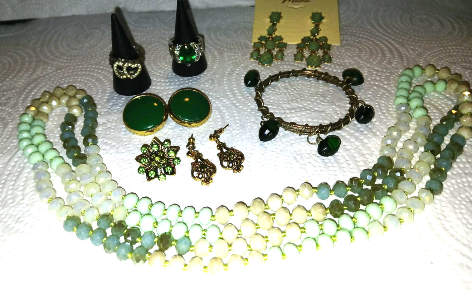 Gorgeous Neckalce+ 3 Beautiful Earrings+ Bracelet+ 2 Rings*+Pin #383