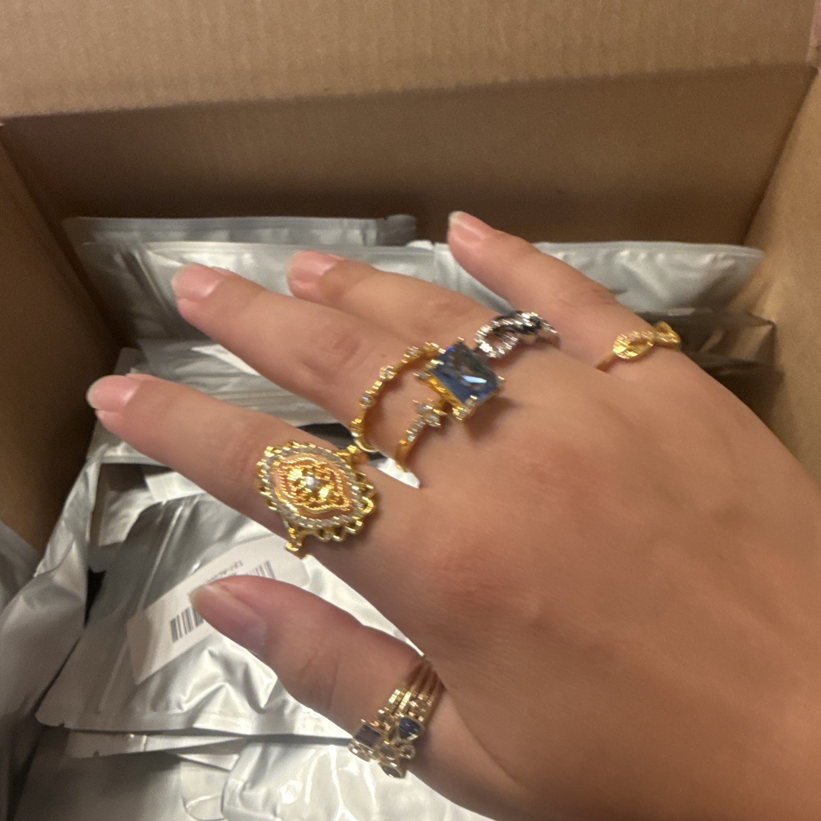 Women Jewelry Mixed (quantity of 3) *more types than ones showed in photo ￼