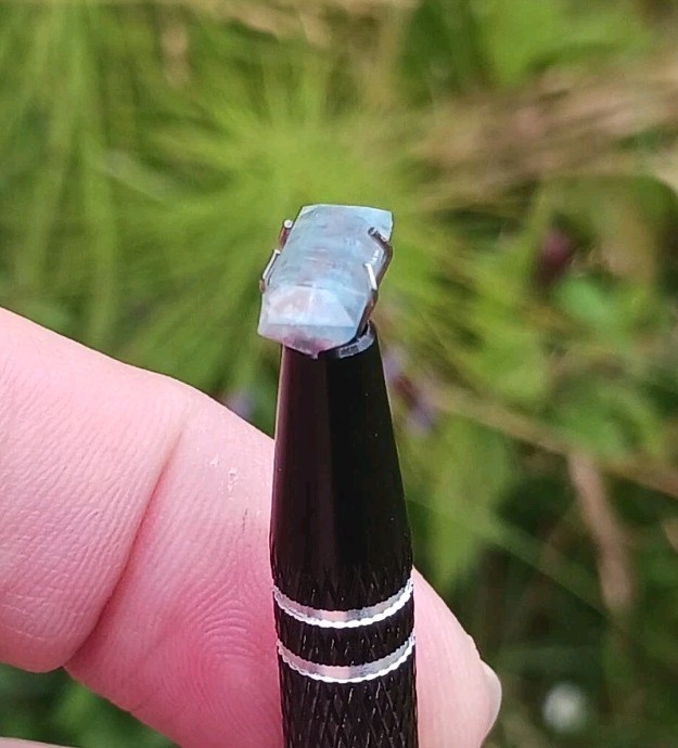 2.4ct Bicolor Neon Blue & Pink Catseye Paraiba Tourmaline Baguette – Mozambique