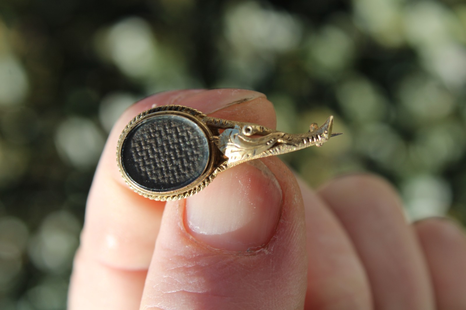 Antique 14k Yellow Gold Victorian Mourning Brooch, 3.17g (1.25″)