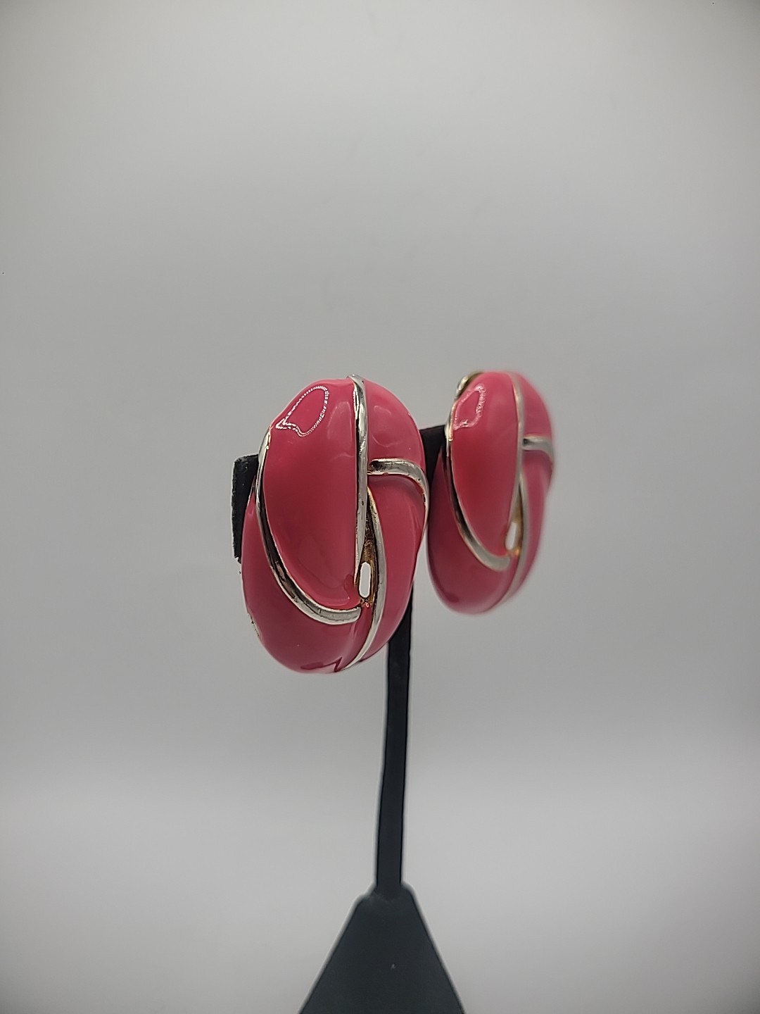 Vintage Earrings Clip On Hot Pink Fuchsia Oval Silver Tone Gold Tone Jewelry