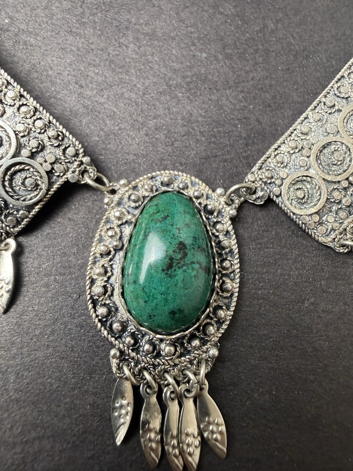 Vintage Israeli 925 Sterling Silver Eilat Stone Filigree Bib Necklace Yemenite