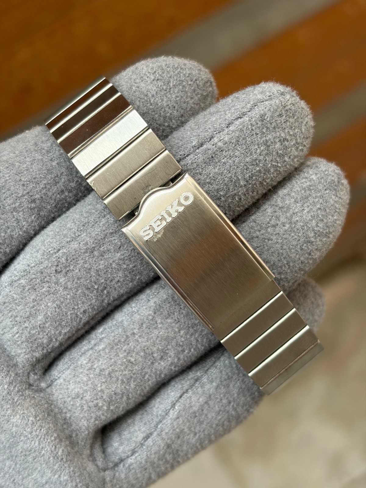 Vintage Seiko 5 Automatic Day/Date Mens Wrist Watch