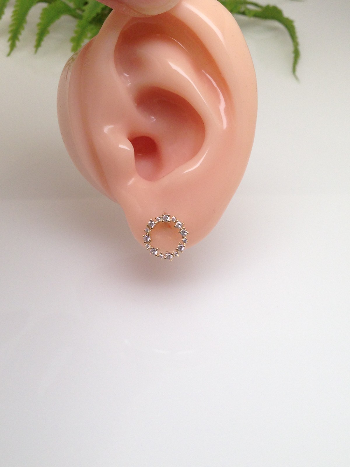 925 Sterling Silver CZ Gold Circle Stud Earrings Women Girls Tiny Studs 9.5mm