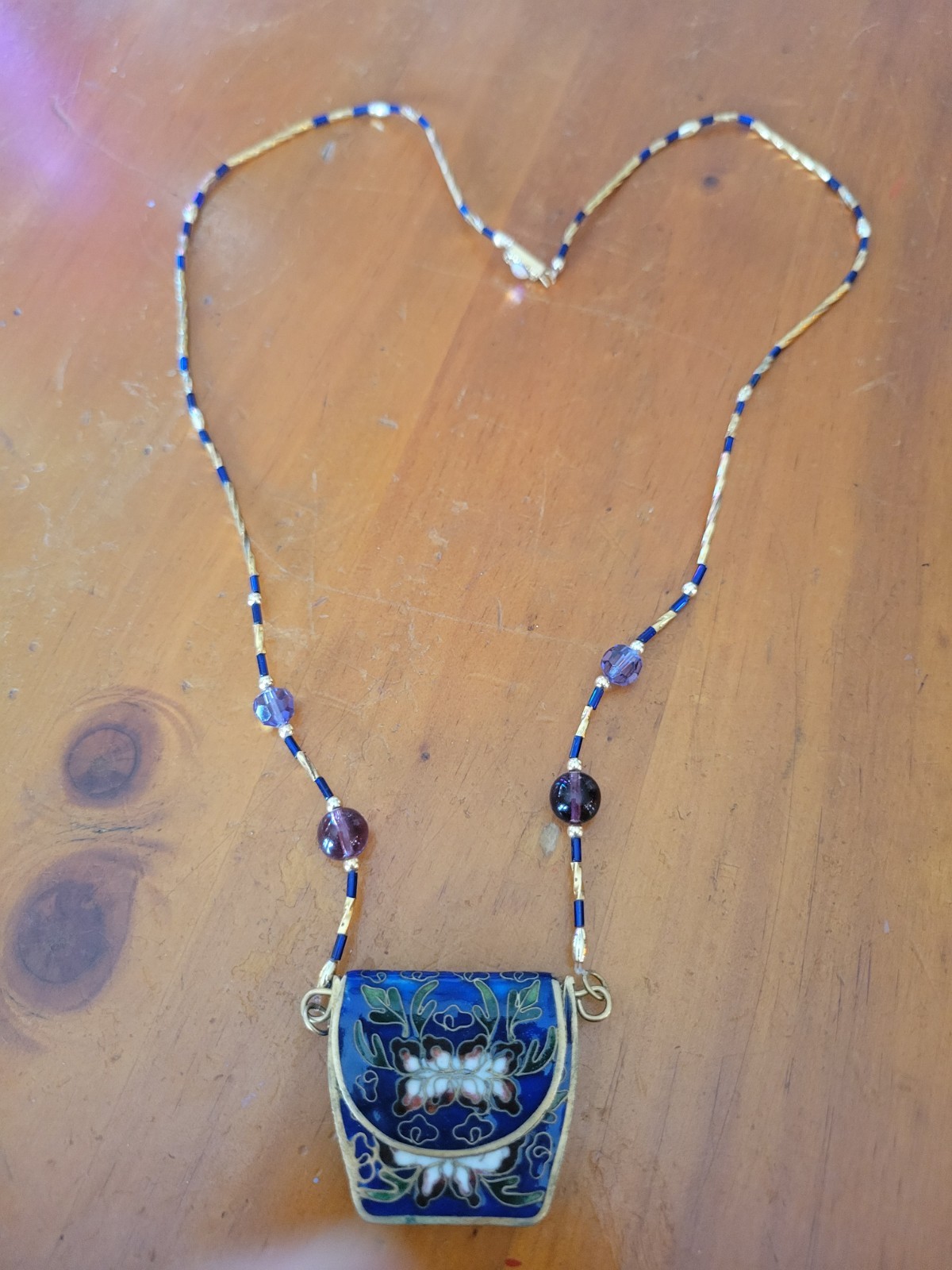 VintageCloisonné Enamel Floral Design Purse Necklace W/Beaded 22″ Chain Unique