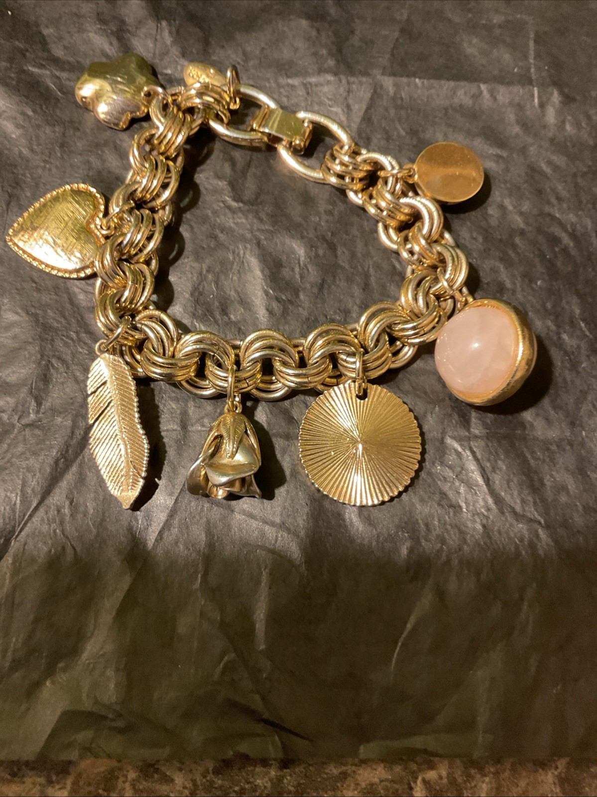 NWT Ann Taylor Gold Tone Breast Cancer Charm Bracelet Cancer Research 2015 6.5