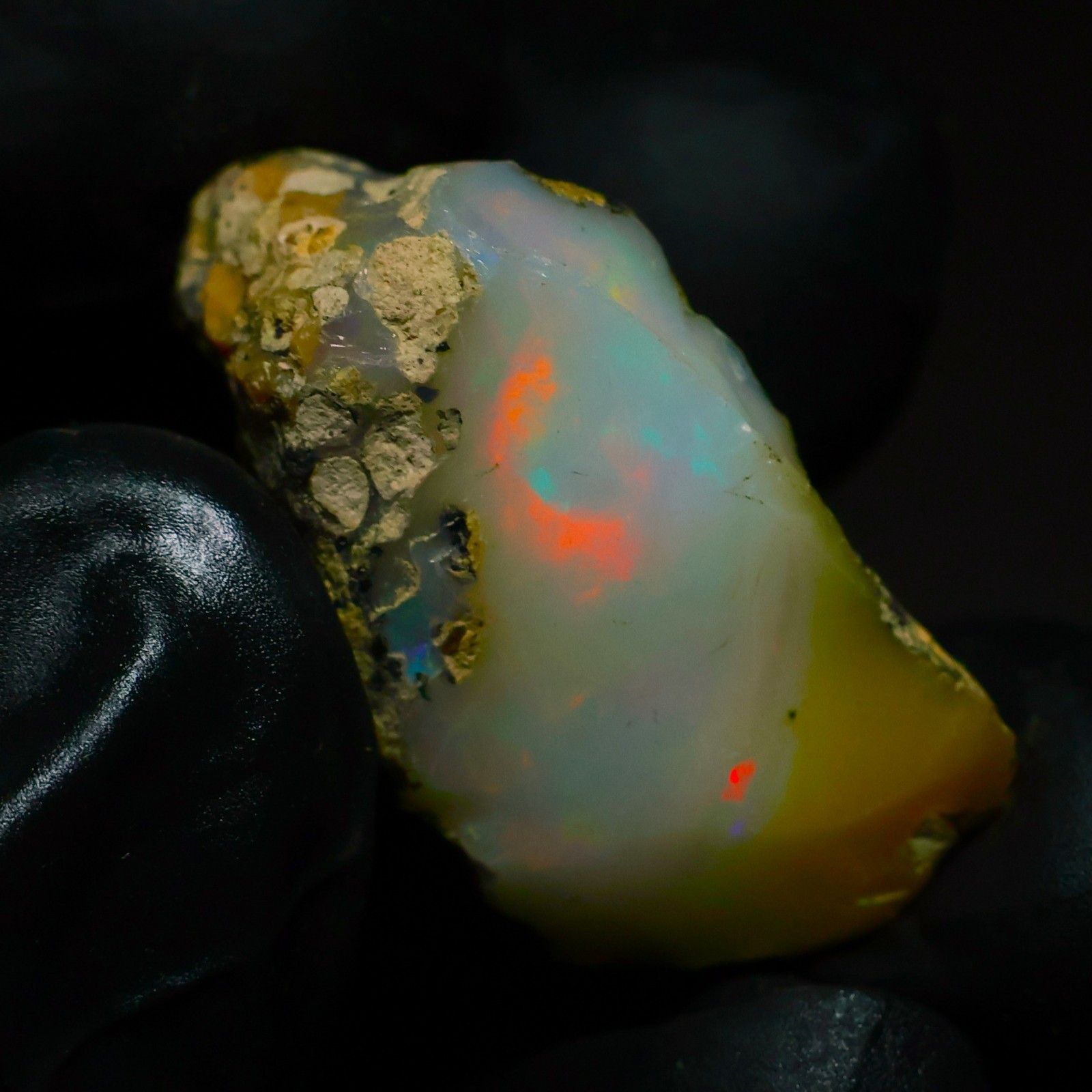 Natural Ethiopian Welo Opal Rough 26.75 Ct Gemstone – Bright Play of Color Fire