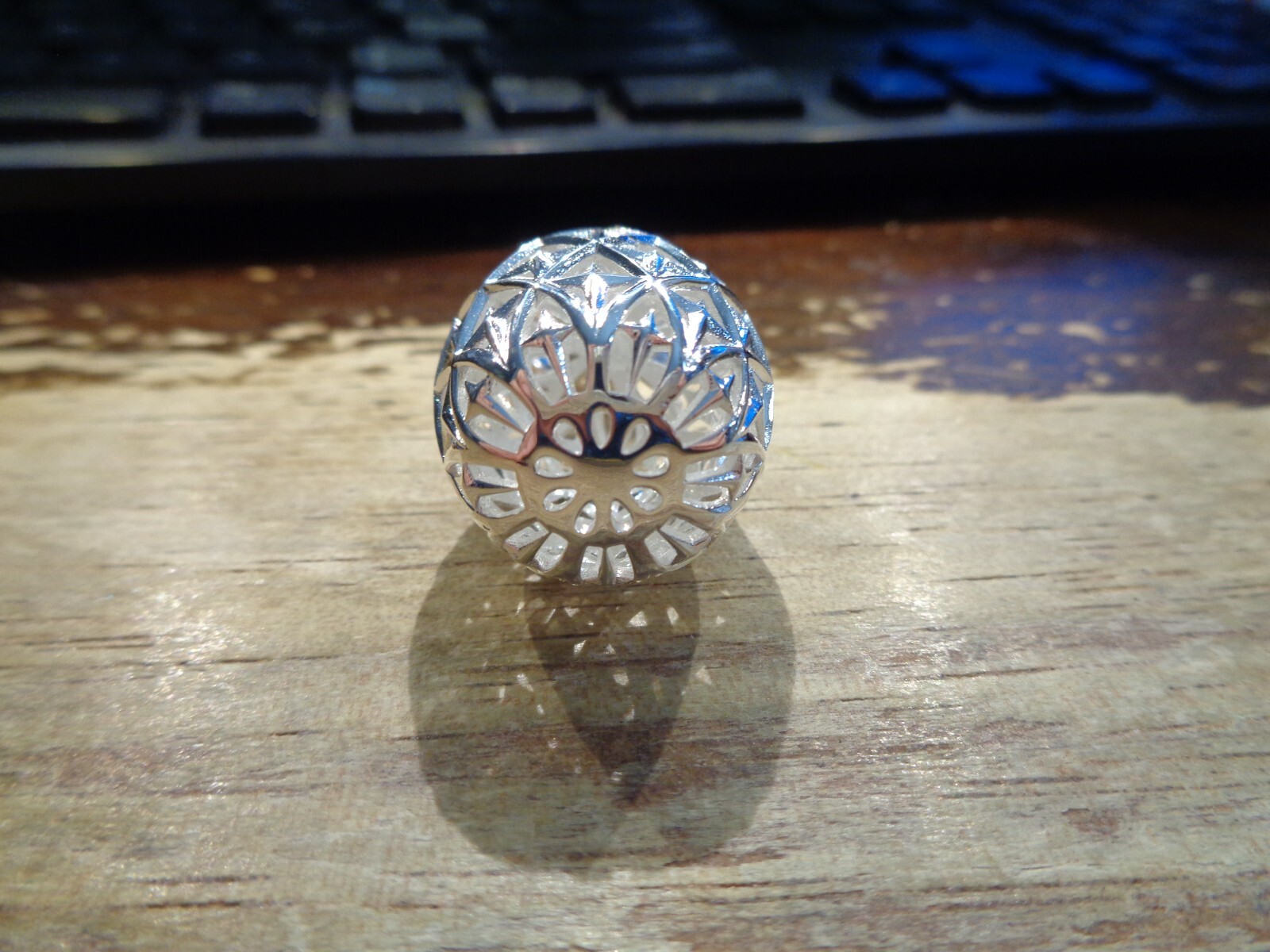 22.5MM BOLD HEAVY SOLID 925 SILVER EXTRA-EXTRA LARGE HAWAIIAN PINEAPPLE PENDANT