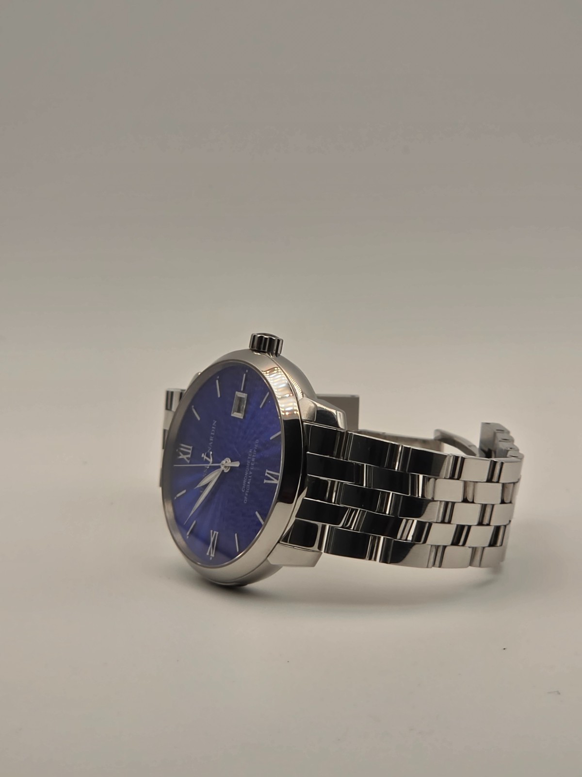 Ulyess Nardin 8153-111 Rare with factory Bracelet