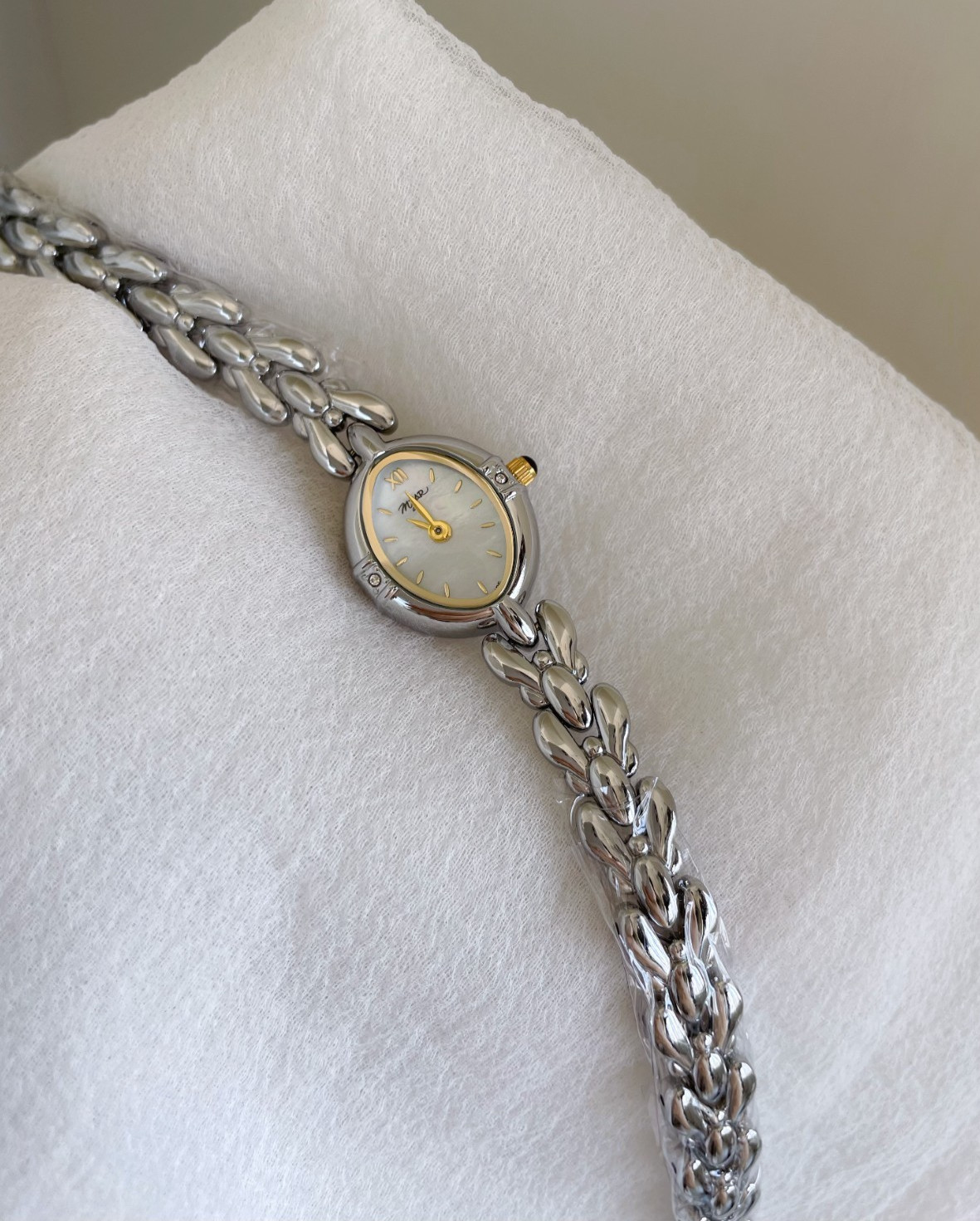 Silver French Vintage Style Unique Dainty Women’s Wrist Watch Trendy Cute Gift