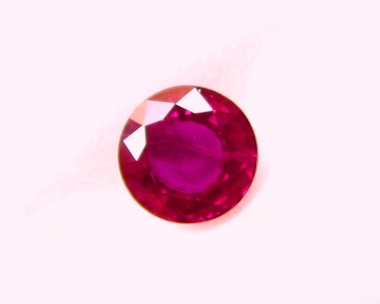 Natural Mined Loose Gem 1 Piece Round Deep Red Ruby 0.53 Carat 4.9×2.4 MM- WxD