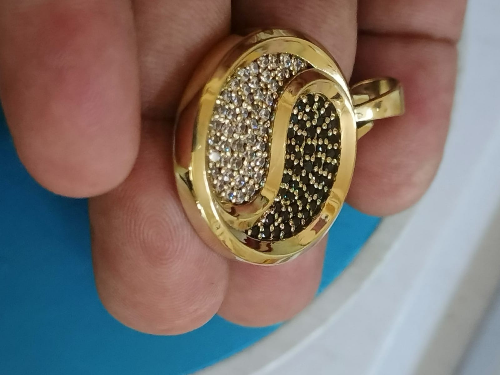 2.1ct Round Cut Simulated White & Black Diamond Pendant 14k Yellow Gold Plated