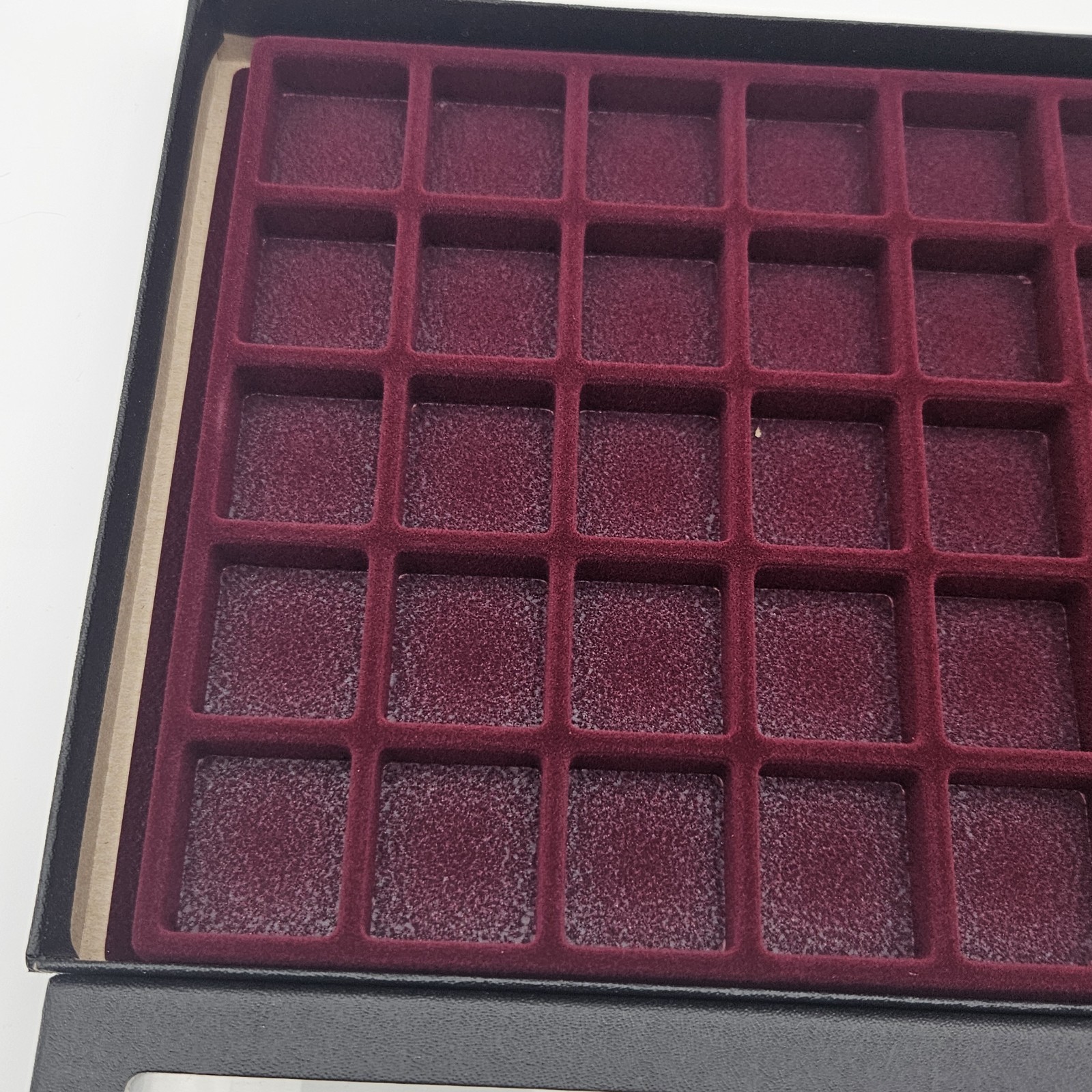 NOS Jewelry Tray Cube Display 50 Slot 14.5″ x 8″ x 1″ Flocked Burgundy Glass Top