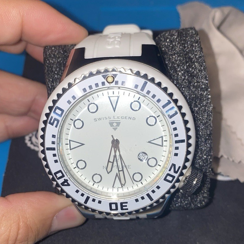 Swiss Legend Neptune Men’s Diver Quartz Date 300m 52mm White Dial Strap