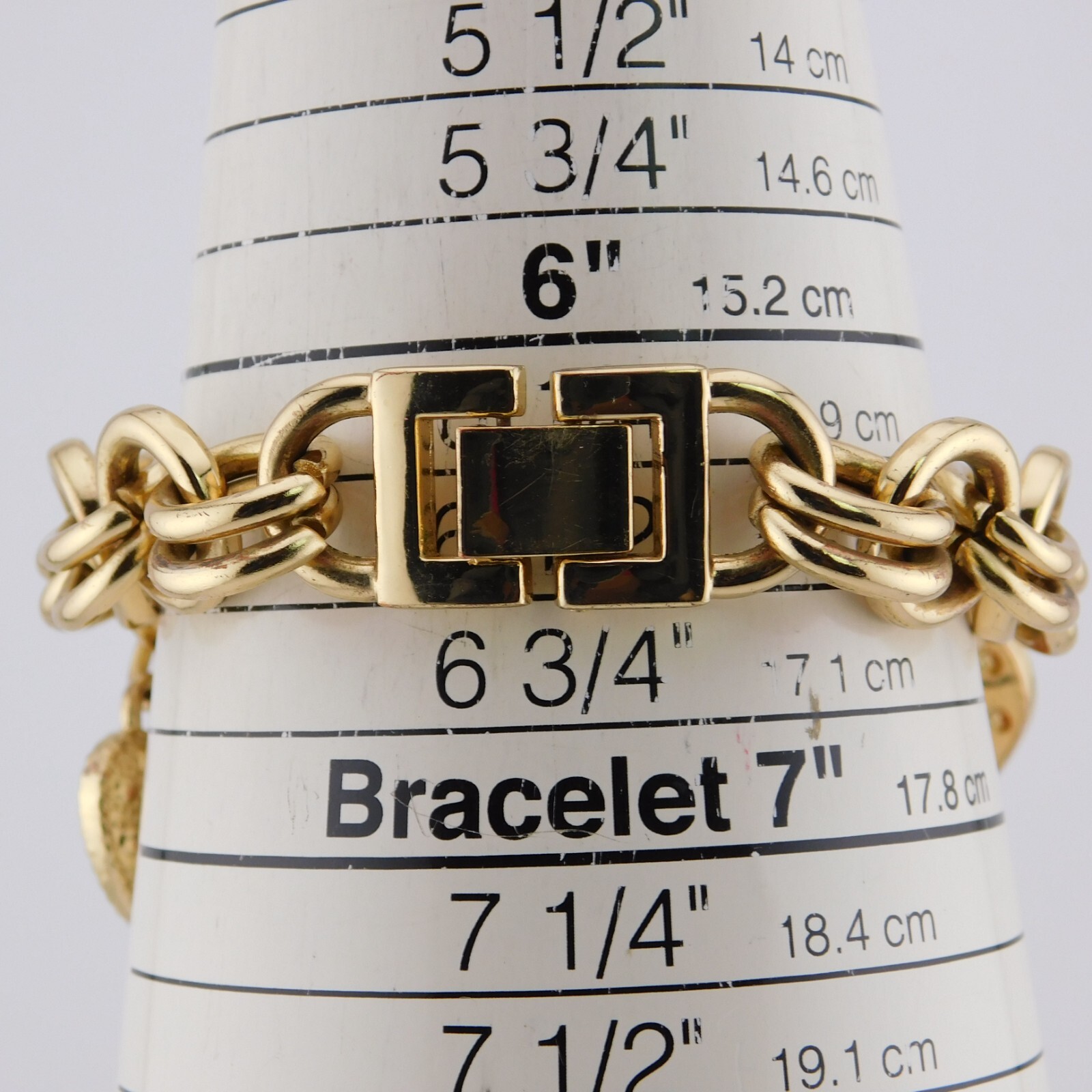 ACCUTIME WATCH CORP. Charm Bracelet Women’s Watch Sz. 6 1/2″ New Battery